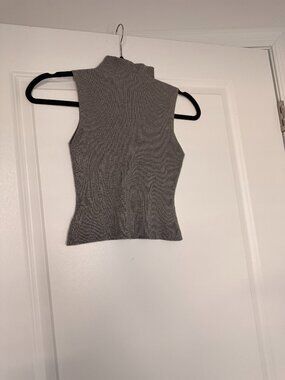 Gray Ribbed Mock Neck Sleeveless Sweater Top Fitted Knit (Small)
